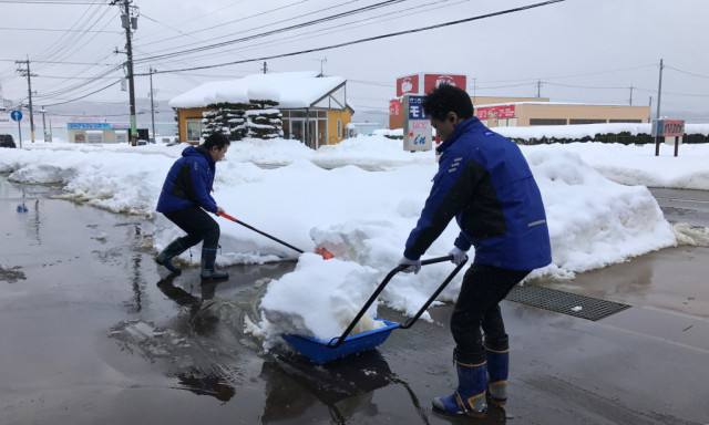 【羽咋店】 皆々様雪かきお疲れ様です