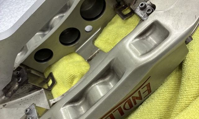 ブレーキオーバーホール エンドレスRacing MONO6 MONO4Rally