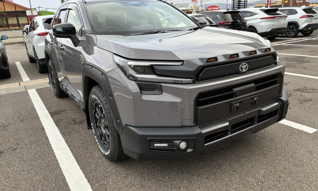 新型RAV4 JAOSエアロパッケージ アーバンロック アドベンチャー その2