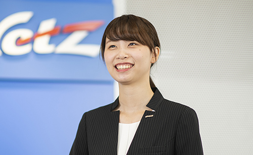 フロアスタッフ:土屋さん
