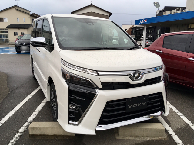 小松店 ヴォクシー特別仕様車zs 煌 が小松店にやってきました お得なキャンペーンも実施中です ネッツトヨタ石川